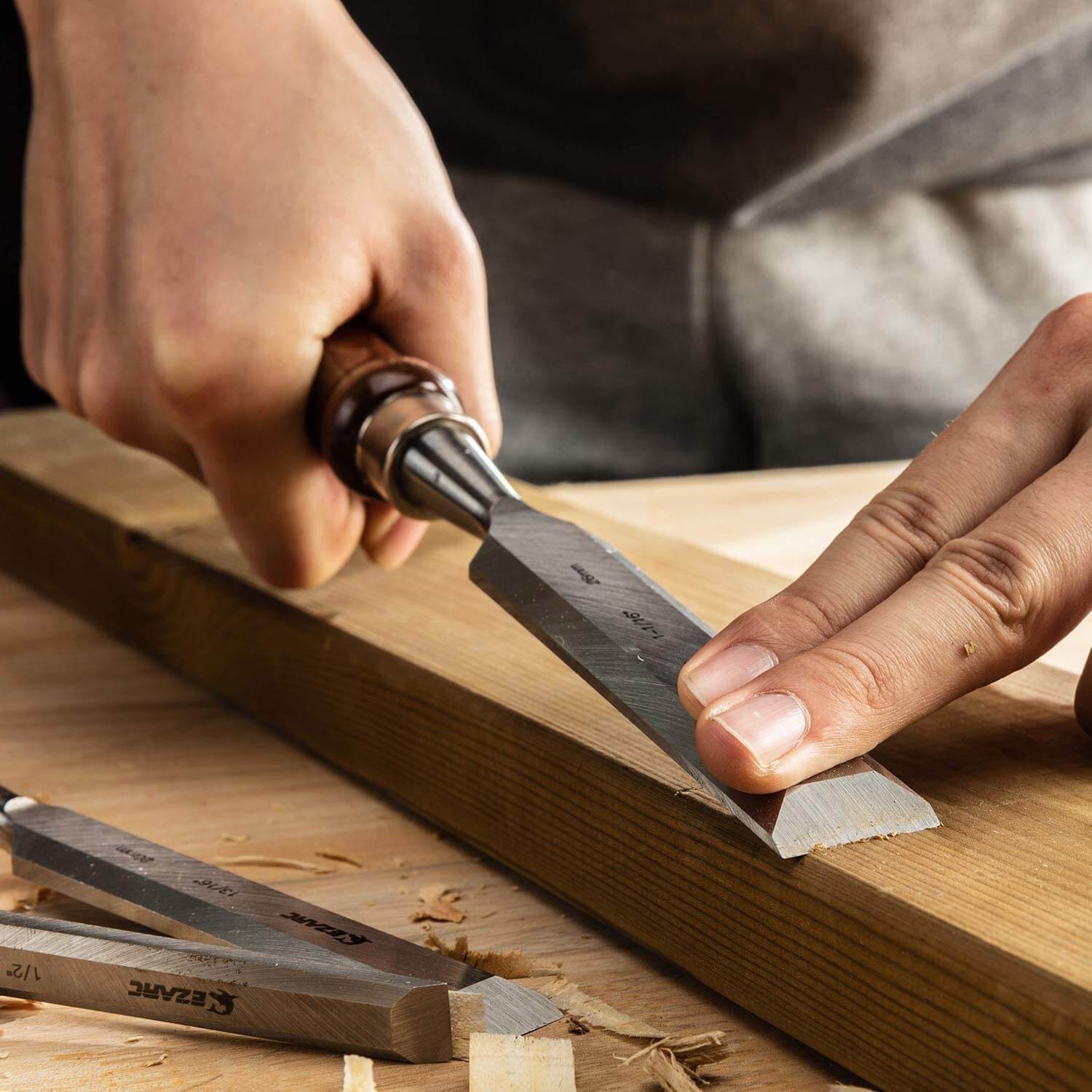 Best Chisels for Woodworking: The Pro's Choice 